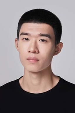 雷淞然