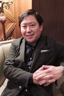 武内英樹