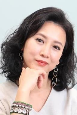 戸田菜穂
